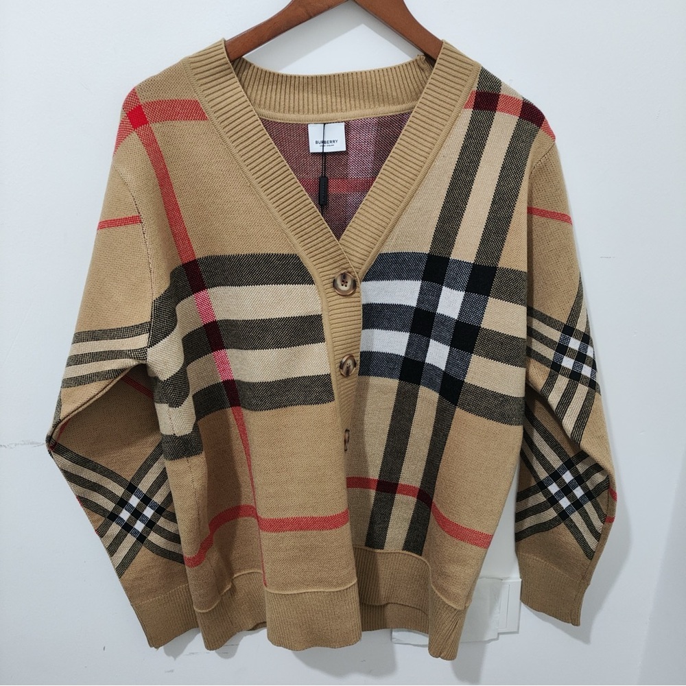 Burberry Vintage Check Series V-Neck Knit Cardigan